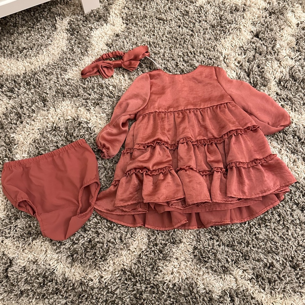 Baby Gap Mauve silky fall dress with matching bow and diaper cover